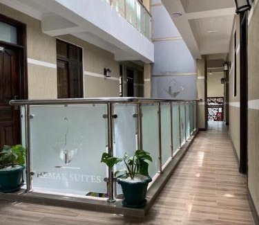Central Business District Cama Y Desayuno | Hemak Suites