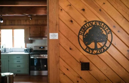 Mill Hall Cabina | Hemlock Haven,Hot-tub,Private,30 min to Penn State