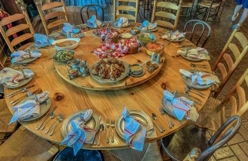 Cherokee Hotel | Hemlock Inn