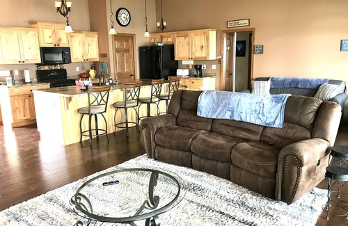 Como Casa | Hemlock Lake House