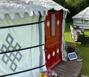 Totnes Otro | Hemsford yurt camp - Devon Yurts