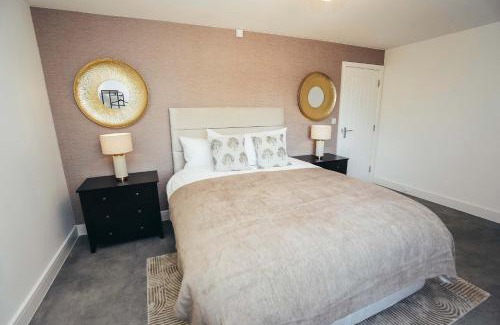 Barrow-on-Trent Apartamento | Hen & Chickens Luxury Apartments, Free Parking, By DerBnB