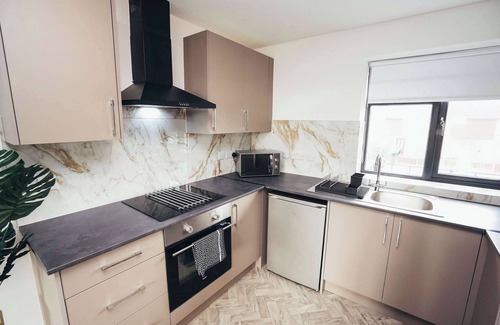 Barrow-on-Trent Apartamento | Hen & Chickens Luxury Apt Free Parking | By DerBnB