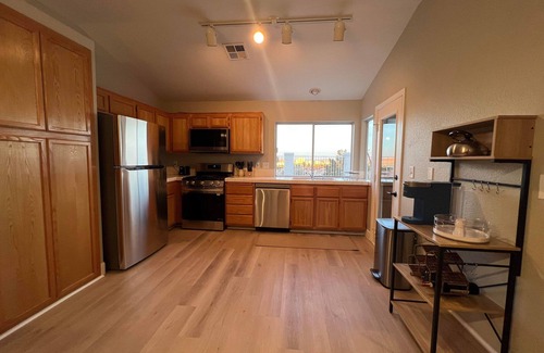 Gibson Springs Casa | Henderson cozy home with skyline view