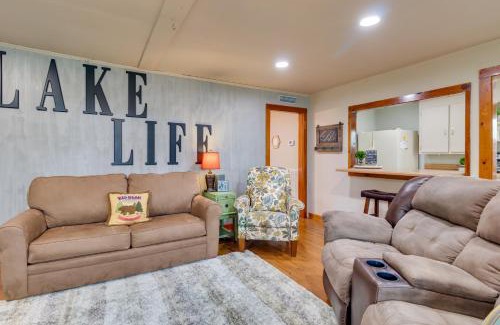 Henderson Casa | Henderson Vacation Rental Less Than 1 Mi to Norfork Lake!
