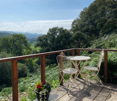 Lanwrin Otro | Hendre-Aur Glamping Pod