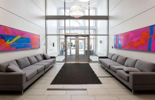 North Central Edmonton Apartamento | Hendrix Luxury Apartments by Corporate Stays