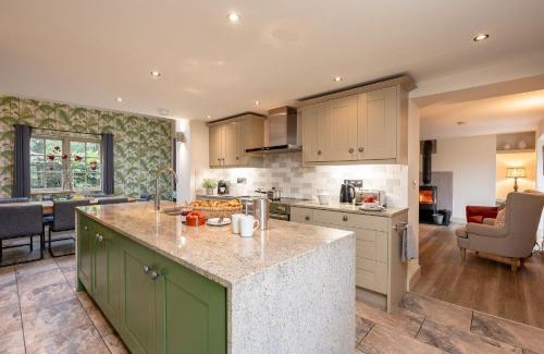 Richmond Casa | Henry