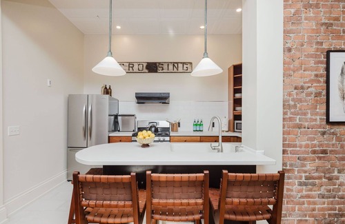 New Bedford Apartamento | Historic New Bedford Henry’s on William! 4 Bedroom