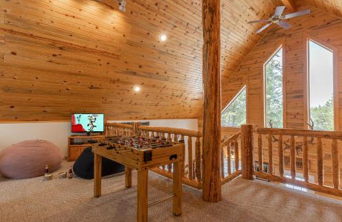 Island Park Casa | Henrys Post by KABINO Dog Friendly Foosball Fire Pit SmartTV WiFi