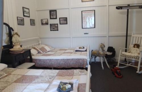 Herberton Casa | Herberton Railway Station Masters House
