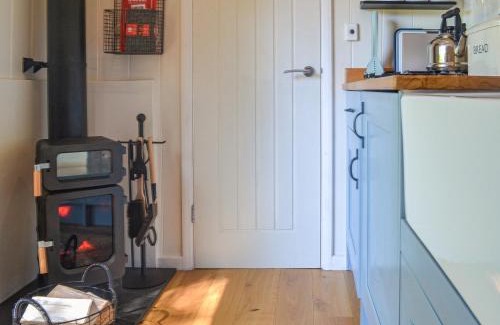 Llangadog Casa | Herdwick Hut Mountain Retreat