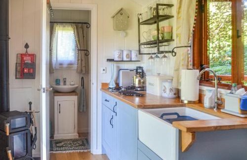 Llangadog Casa | Herdwick Hut Mountain Retreat