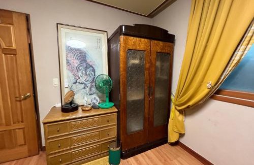 Songman Casa | Here and Now Guesthouse - Foreigner Only
