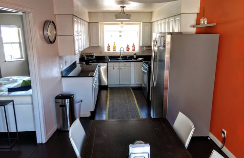 Northeast Reno Casa | Aquí está su casa de vacaciones RENO - Capacidad para 6 personas, decoración contemporánea, tranquila