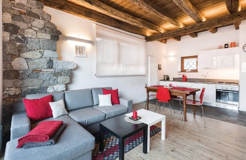 Raveo Casa | Alojamiento de 2 habitaciones en Raveo UD