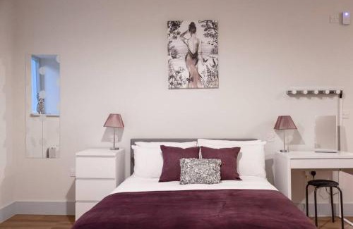 Hereford Apartamento | Hereford City Centre - Apartment 2, Isabella House - Modern Apartment In The Heart of The City - Sleeps 2 Guests - Hosted by RENTMYHOUSE