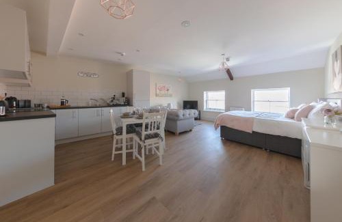 Hereford Apartamento | Hereford City Centre - Apartment 9, Isabella House - Modern Apartment In The Heart of The City - Sleeps 4 Guests - Hosted by RENTMYHOUSE