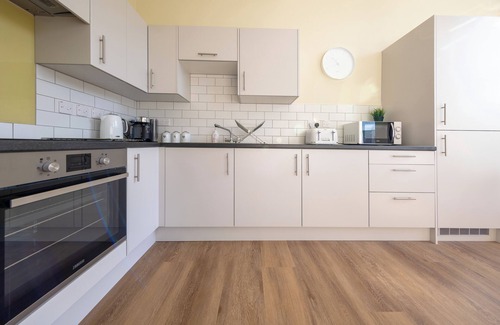 Hereford Apartamento | HEREFORD CITY CENTRE – Apartment 1: Modern 2-Bed in City Centre, Sleeps 6