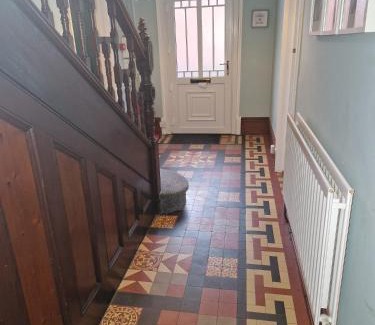 Hereford Apartamento | Hereford - Falcon House - Spacious 5 Bedroom House With Games Room - Sleeps 14 Guests - Great Property For Family & Friends Gathering Together - Hosted by RENTMYHOUSE