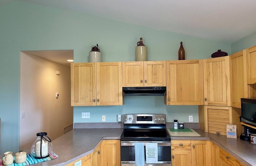 Broadwater County Otro | "Hereford House" - Charming 4-bedroom farmhouse in quaint Townsend, MT