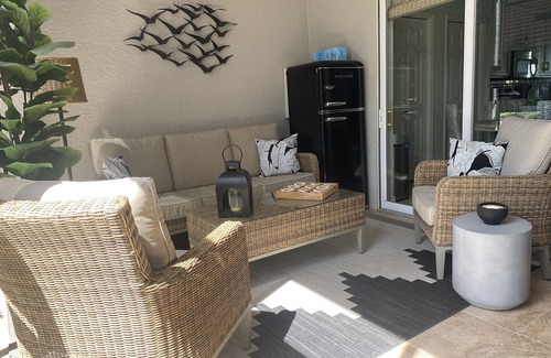 Naples Condominio | Heritage Bay decorated, fully stocked 2bdrm + den-bdrm, 2 bath first fl condo