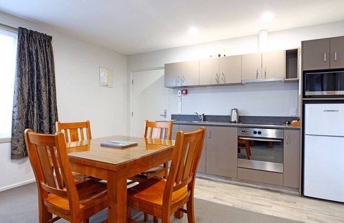 Oamaru Hotel | Heritage Court Lodge
