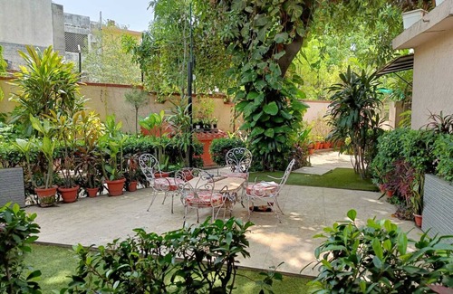 New Delhi Casa | Heritage Home in Connaught Place, near Barakhamba Road. Pet friendly