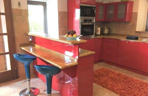 Prcanj Apartamento | Heritage House, planta baja, frente al mar, patio privado, vistas a la bahía de Kotor y embarcadero