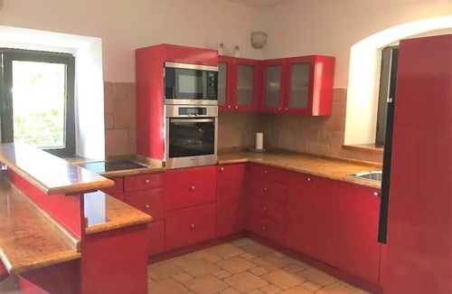 Prcanj Apartamento | Heritage House, planta baja, frente al mar, patio privado, vistas a la bahía de Kotor y embarcadero