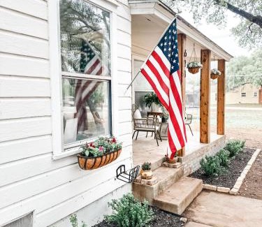 Brady Casa | Heritage House