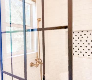 Brady Casa | Heritage House