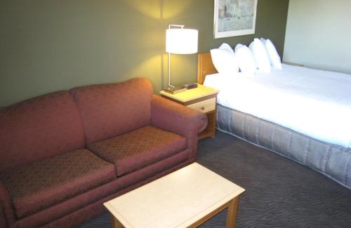 East Kootenay Hotel | Heritage Inn Hotel & Convention Centre - Cranbrook