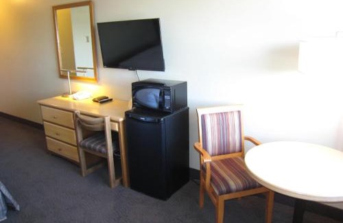East Kootenay Hotel | Heritage Inn Hotel & Convention Centre - Cranbrook