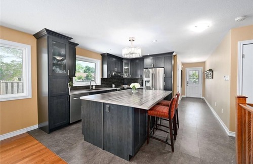 St. Catharines Casa | Heritage Point Cozy Executive & Family Bungalow