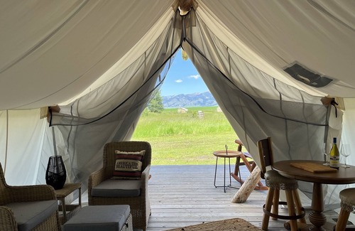 Bozeman Cabina | Heritage Ranch 'Madison' Glamping Tent (8)