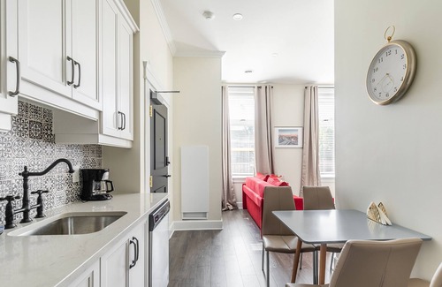 Smiths Falls Apartamento | Heritage Rideau 1Br Apartment. Free Parking