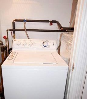 Downtown Halifax Apartamento | Heritage Row House in Downtown Halifax