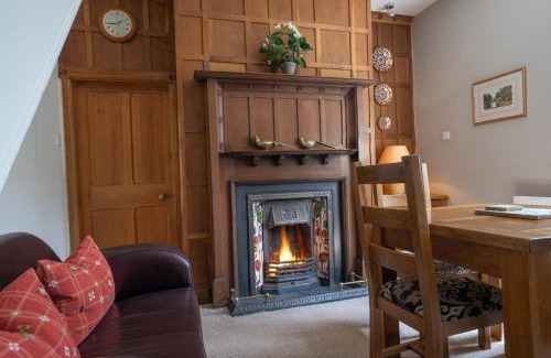 Matlock Bath Casa | Heritage Swiss Cottage