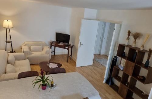 Saint-Louis Apartamento | Hermès Apartment - Versailles Château