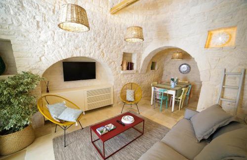 The Trulli of Alberobello Casa | Hermanas Relais - trulli luxury