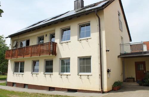 Wechingen Apartamento | Hermann Ferienwohnung