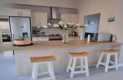 Vermont Casa | Hermanus, 3 bed self-catering house close to the beach.