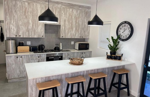 Sandbaai Casa | Hermanus Holiday Home