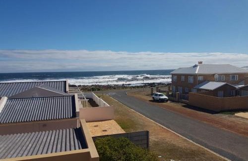 Sandbaai Casa | HERMANUS , SANDBAAI holiday house
