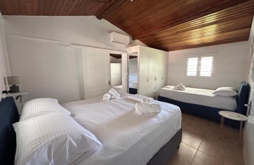 Pyrgos Casa | Hermes Grove