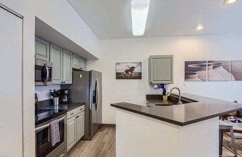 Greenwood Village Condominio | HERMI101 Heart of DTC 2 Bedroom
