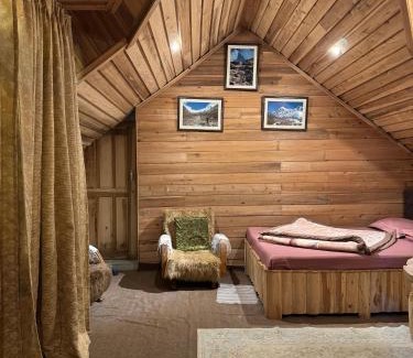 Darjeeling Casa | Hermit Retreat