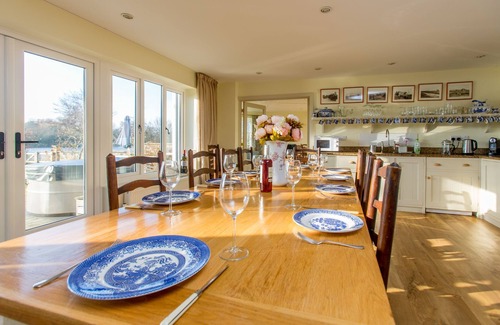 Thorpeness Apartamento | Una de las casas más impresionantes del Meare con un embarcadero privado