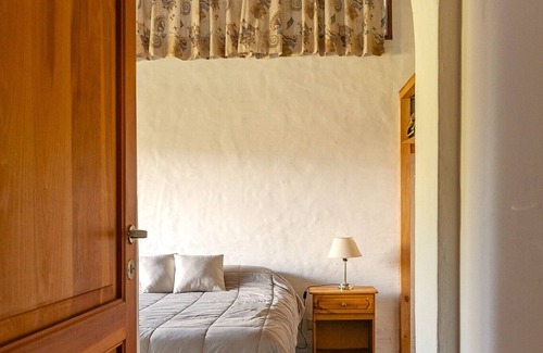 Playa Bonita Chalet De Esquí | Hermosa Casa con Jardín y Vista a las Montañas